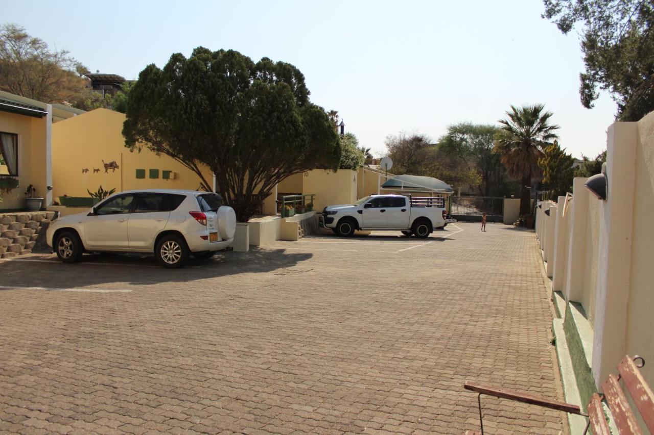 Onganga Hotel Pension Windhoek Exterior photo